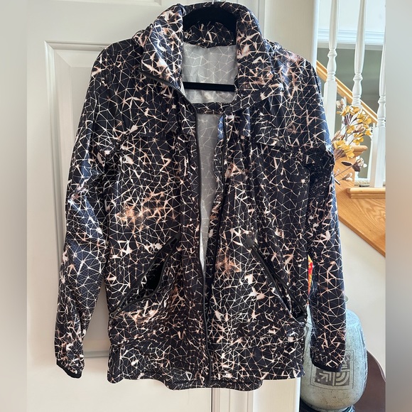 Lightweight jacket - Picture 13 of 17